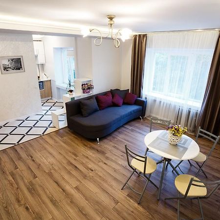 Chornovola Avenue Apartment Лвив Екстериор снимка