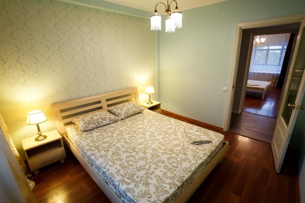 Chornovola Avenue Apartment Лвив Екстериор снимка
