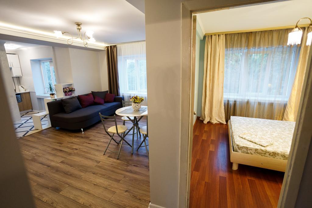 Chornovola Avenue Apartment Лвив Екстериор снимка